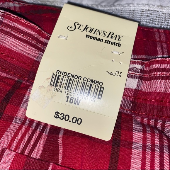St John’s Bay Red & White Plaid Skort.  Stretch. 16W. NWT - Picture 3 of 7
